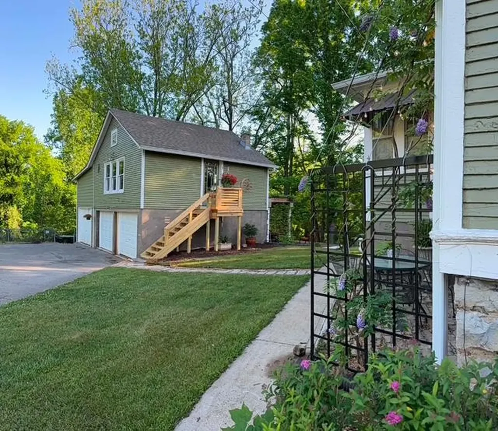 215 W. Sparta Street Mcminnville TN 37110