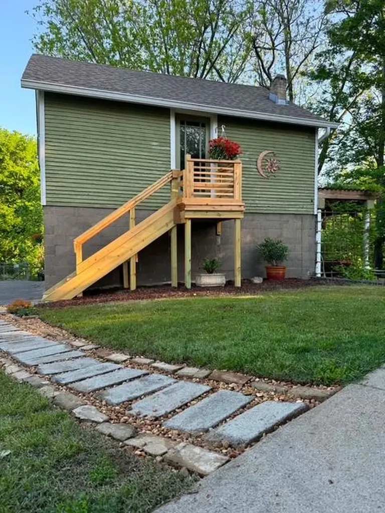215 W. Sparta Street Mcminnville TN 37110