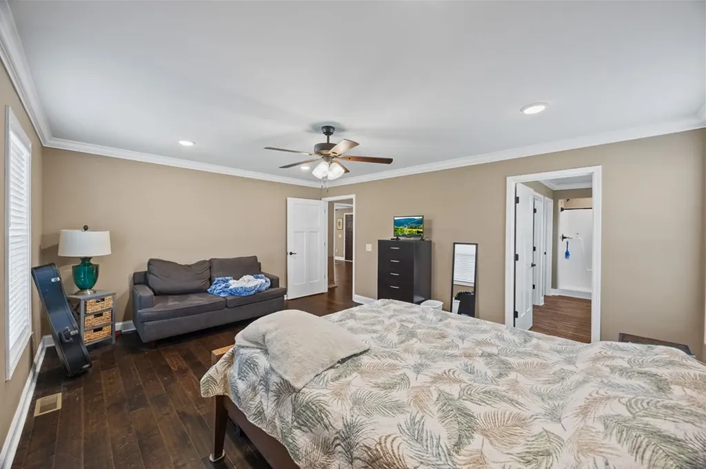 161 County House Road Livingston TN 38570