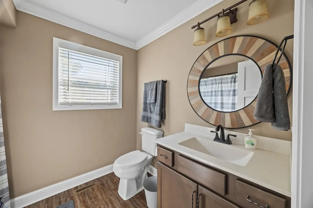 161 County House Road Livingston TN 38570