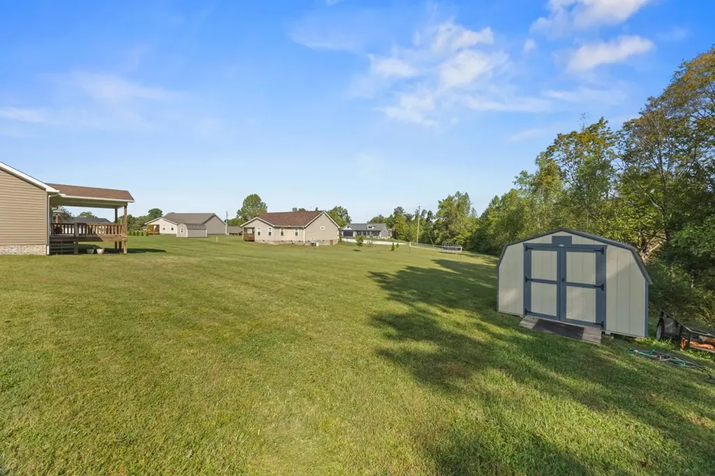 161 County House Road Livingston TN 38570