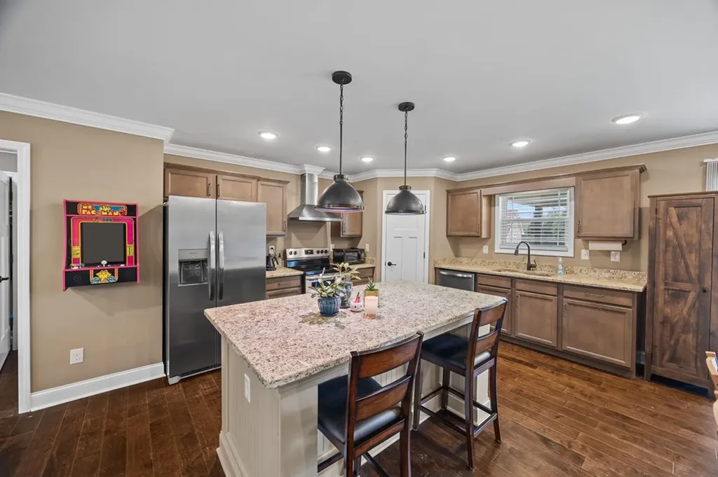 161 County House Road Livingston TN 38570