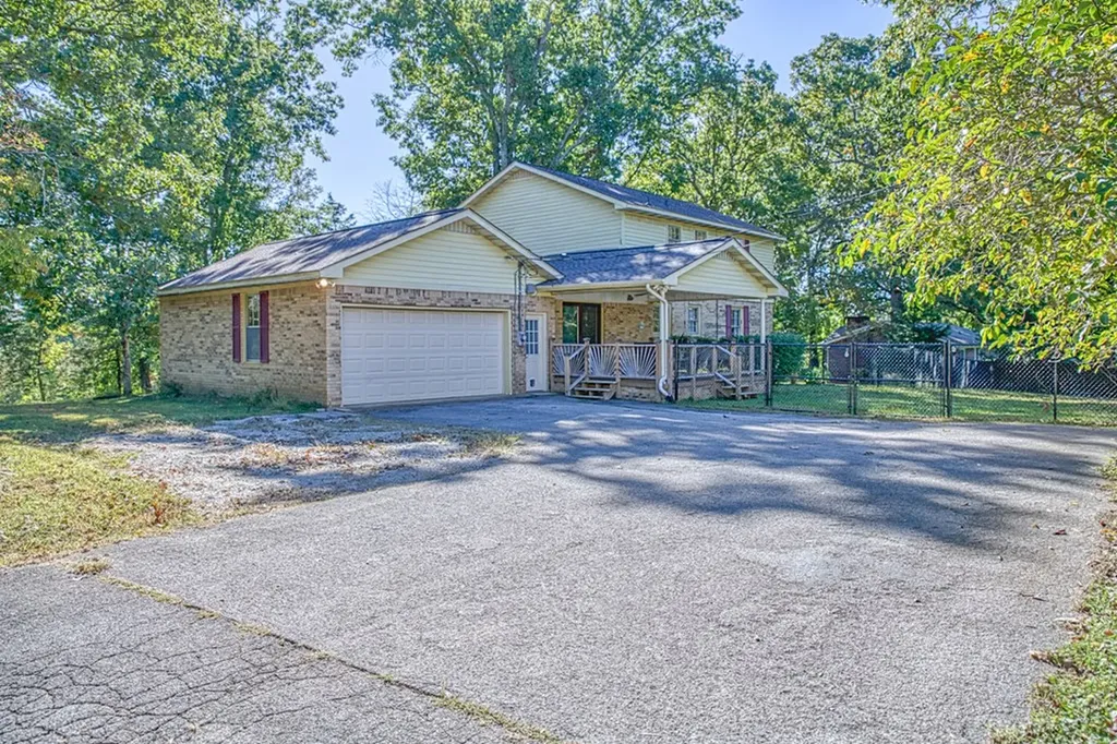 1441 Bunker Hill Road Cookeville TN 38506