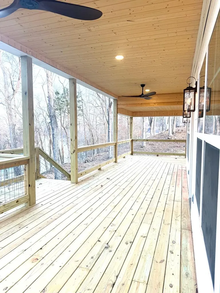 253 River Front Drive Sparta TN 38583