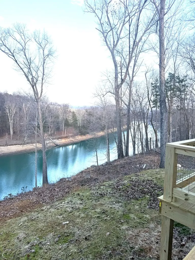 253 River Front Drive Sparta TN 38583