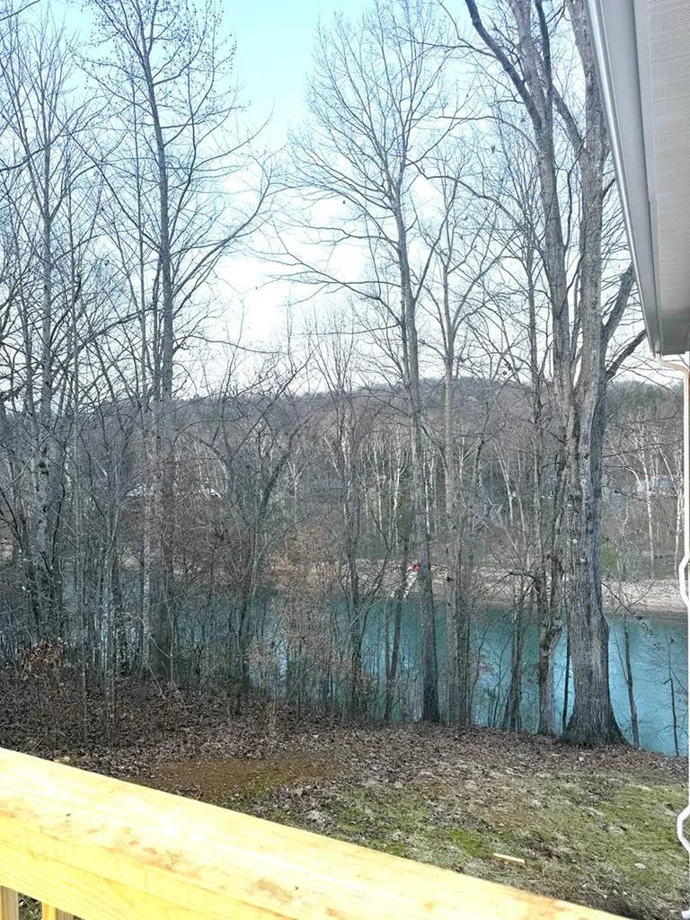 253 River Front Drive Sparta TN 38583