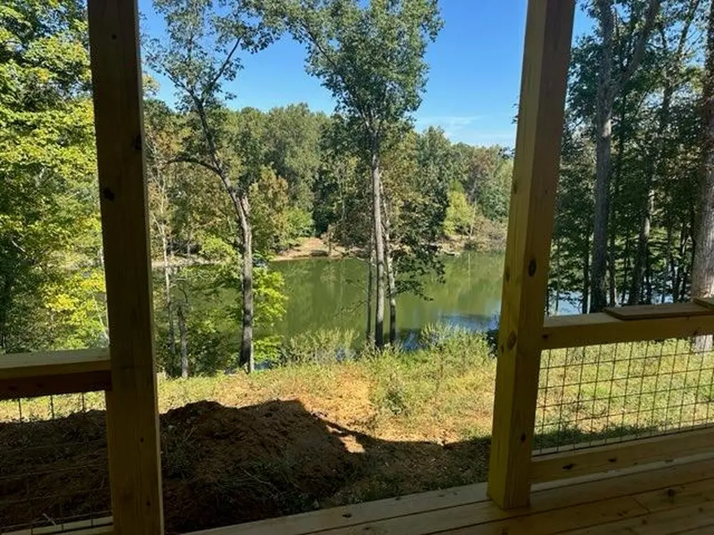 253 River Front Drive Sparta TN 38583