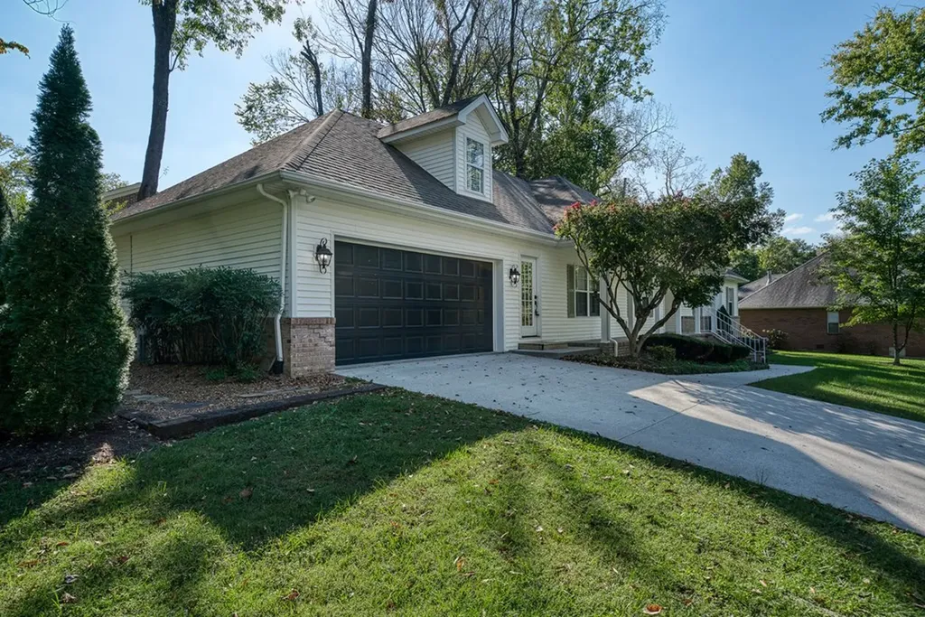 858 Loweland Road Cookeville TN 38501