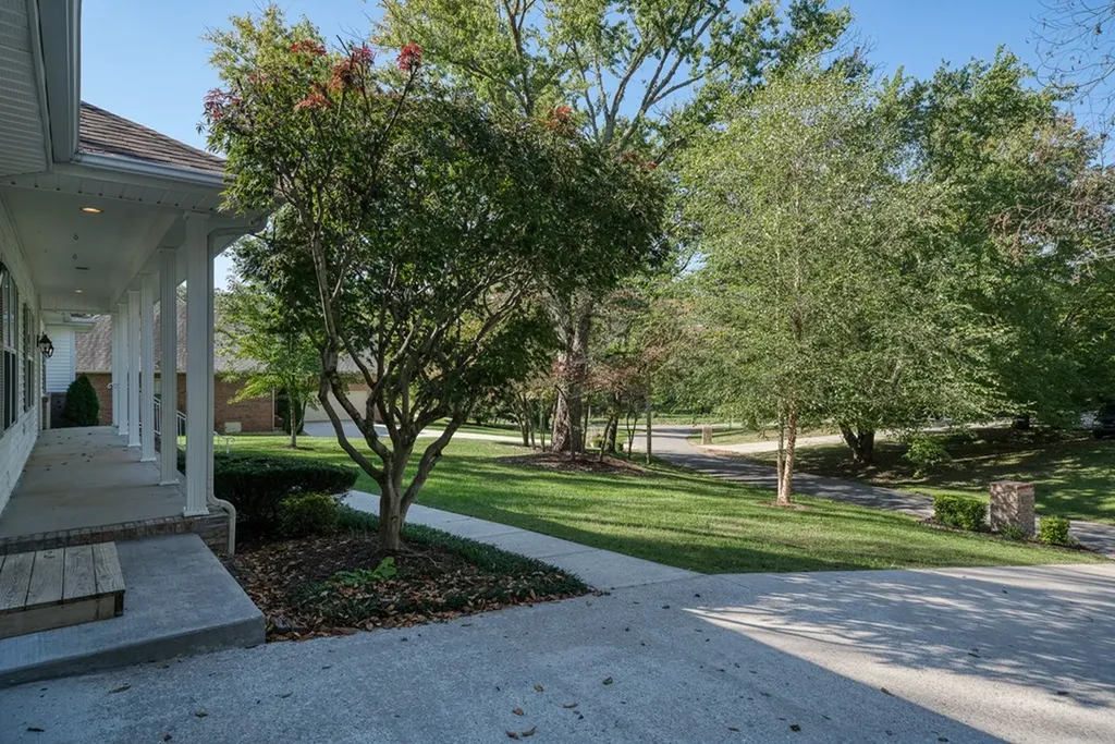 858 Loweland Road Cookeville TN 38501