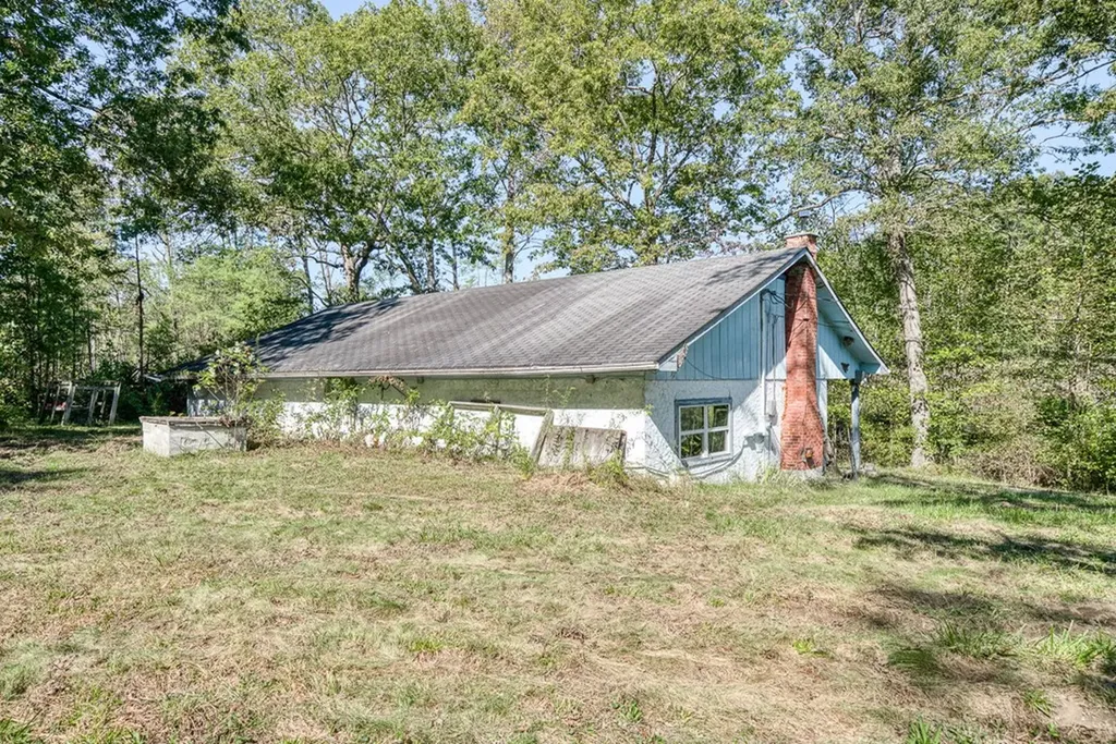 1602 Hollis Poore Road Jamestown TN 38556