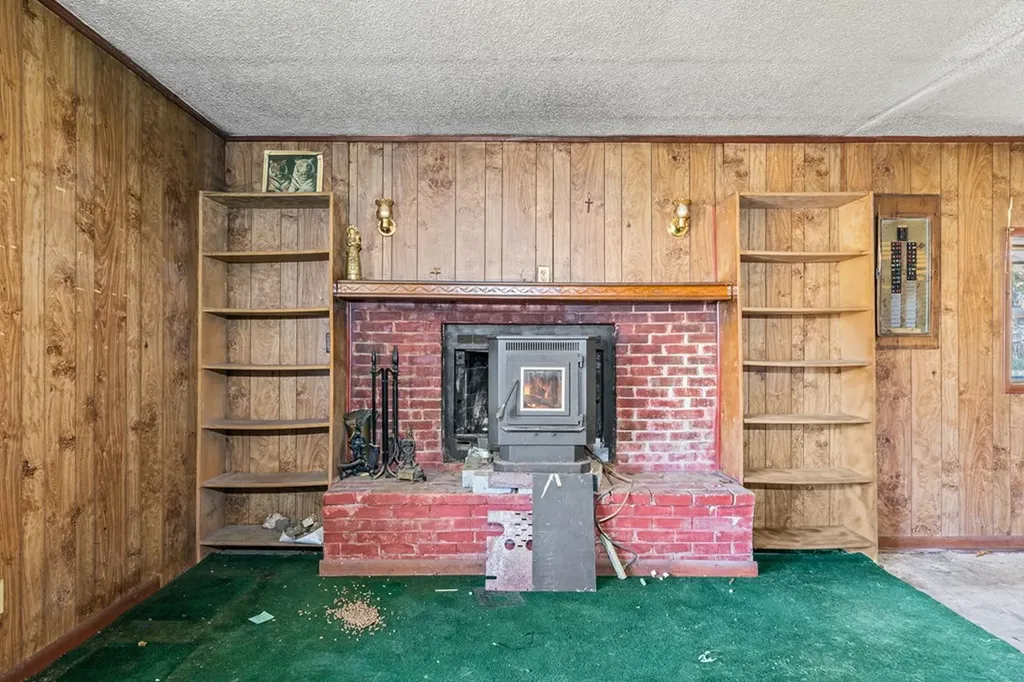 1602 Hollis Poore Road Jamestown TN 38556