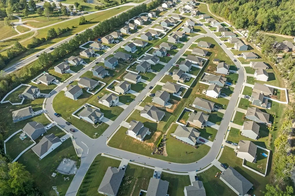 312 Oliver Way Baxter TN 38544