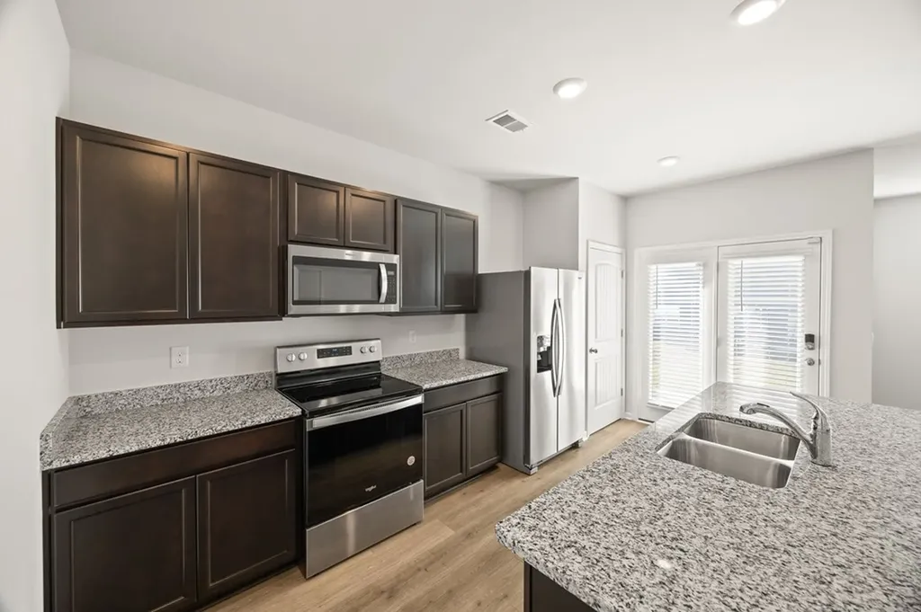 312 Oliver Way Baxter TN 38544