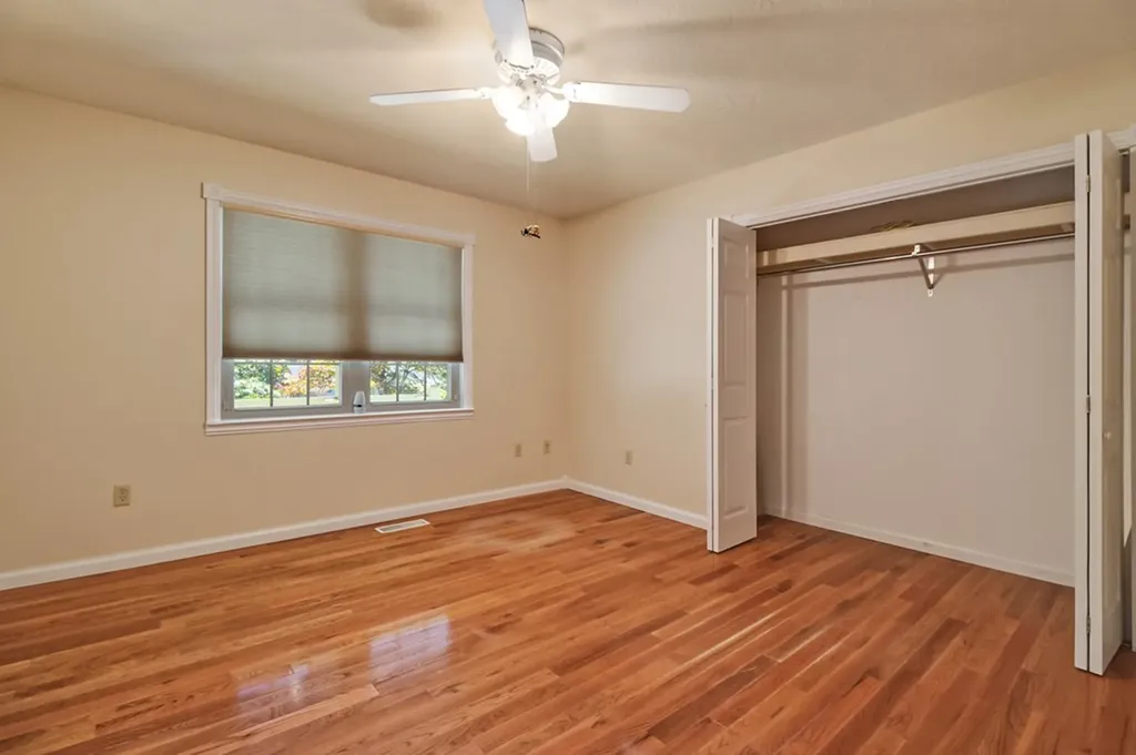 4045 Lone Wolf Circle Crossville TN 38572