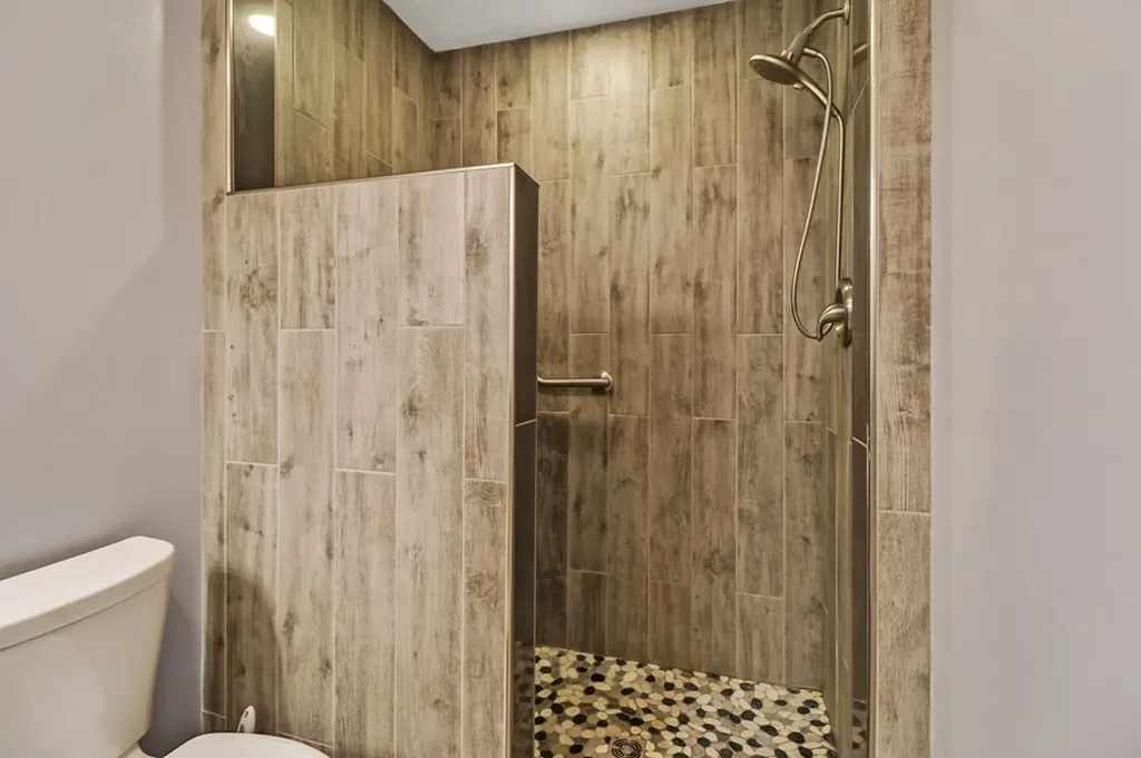 4045 Lone Wolf Circle Crossville TN 38572