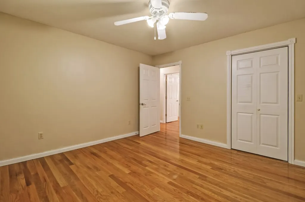 4045 Lone Wolf Circle Crossville TN 38572