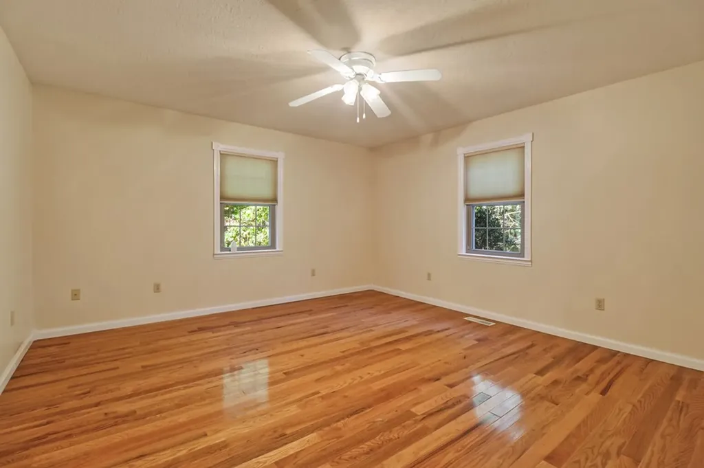 4045 Lone Wolf Circle Crossville TN 38572