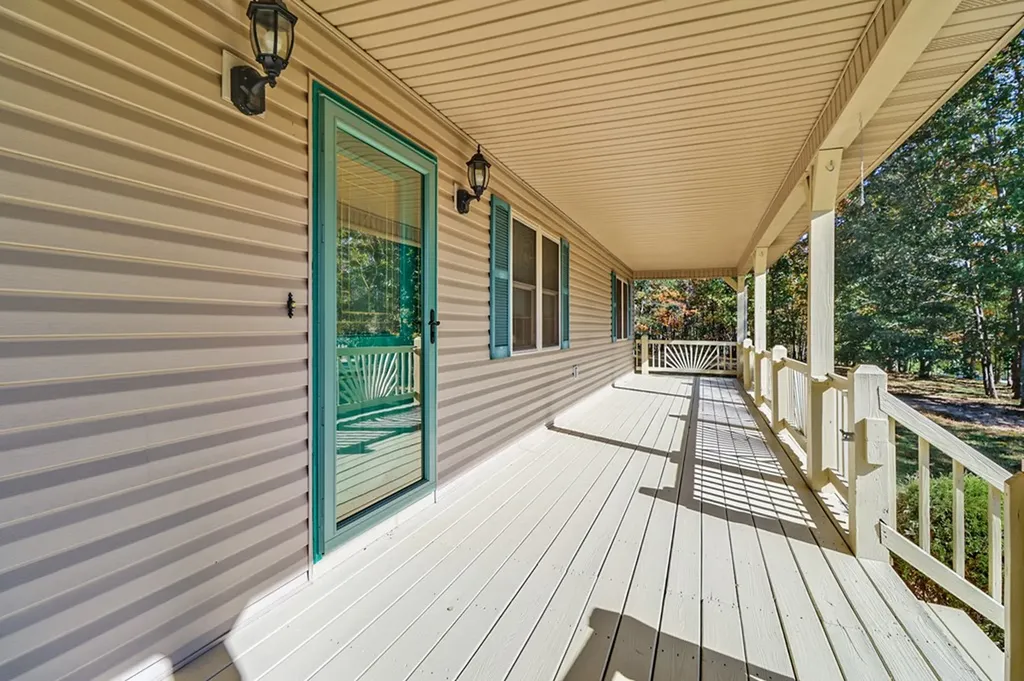 4045 Lone Wolf Circle Crossville TN 38572