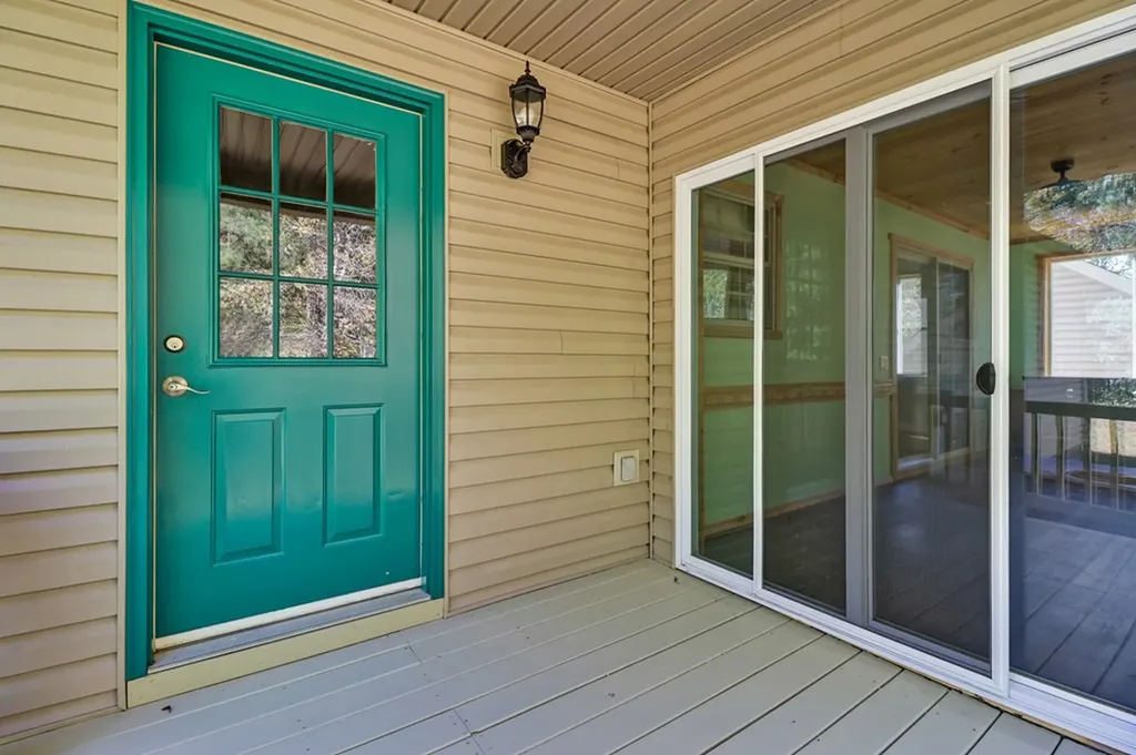 4045 Lone Wolf Circle Crossville TN 38572