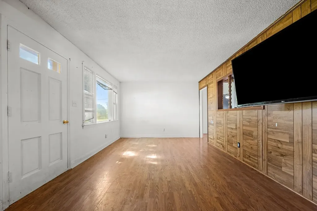 700 Hollow Springs Road Woodbury TN 37190