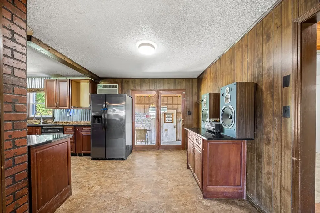 700 Hollow Springs Road Woodbury TN 37190