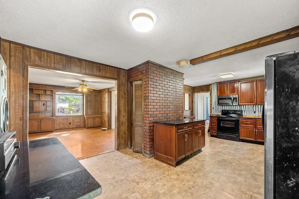 700 Hollow Springs Road Woodbury TN 37190