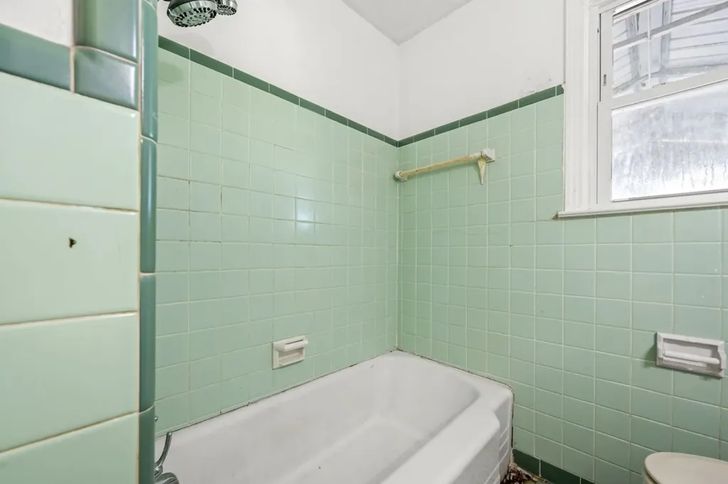 700 Hollow Springs Road Woodbury TN 37190