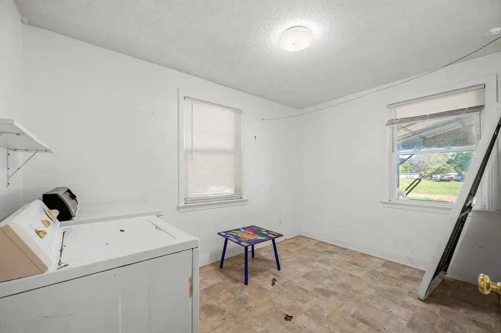 700 Hollow Springs Road Woodbury TN 37190