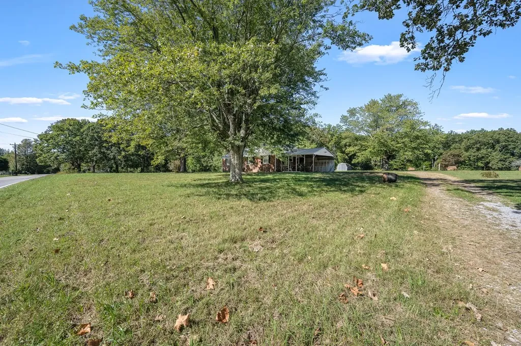 700 Hollow Springs Road Woodbury TN 37190