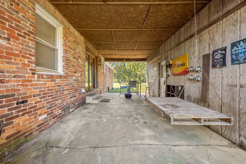 700 Hollow Springs Road Woodbury TN 37190