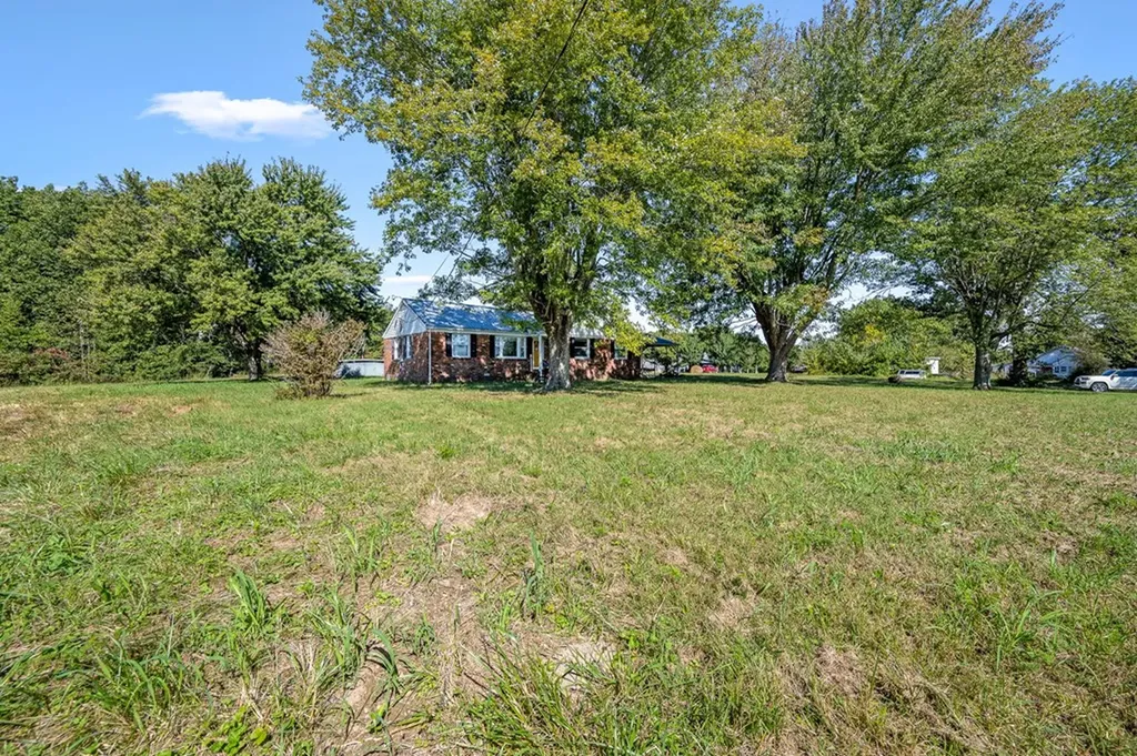 700 Hollow Springs Road Woodbury TN 37190