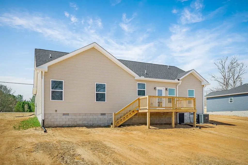 194 Johnson Chapel Road Sparta TN 38583