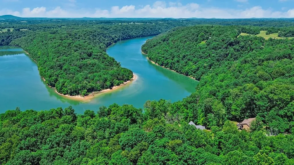140 Rindler Ridge Byrdstown TN 38549
