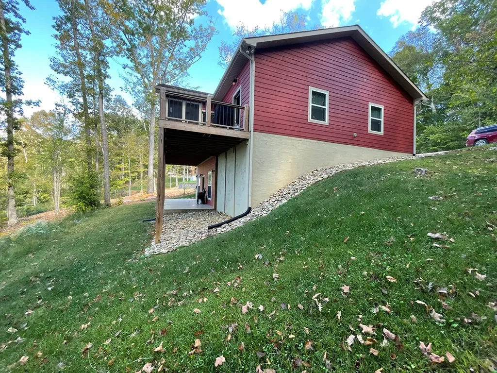 140 Rindler Ridge Byrdstown TN 38549