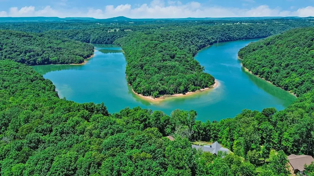 140 Rindler Ridge Byrdstown TN 38549