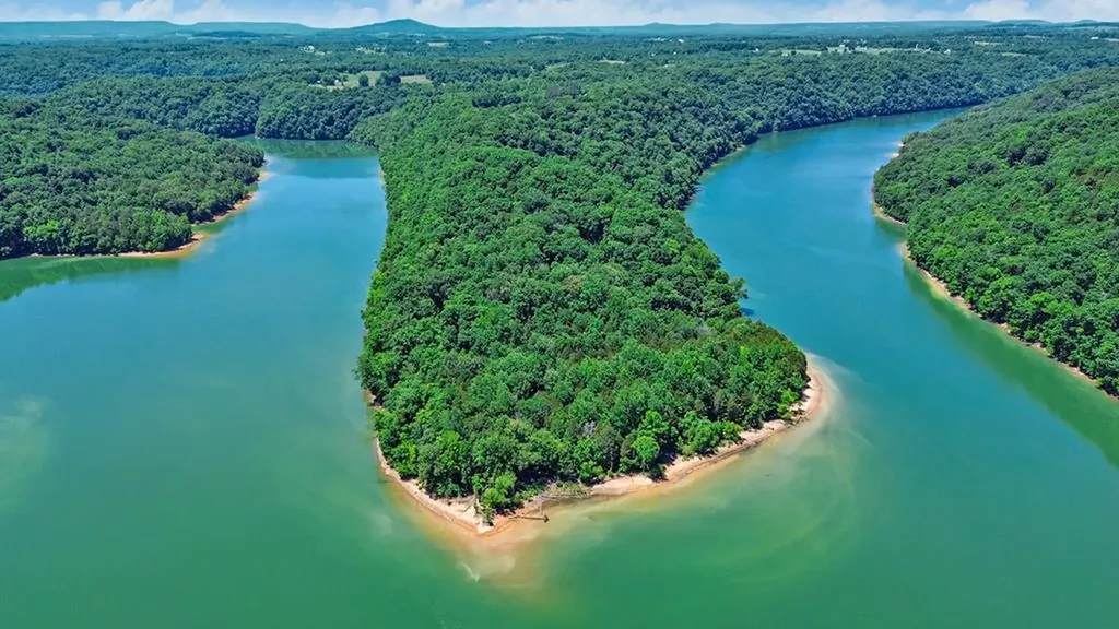140 Rindler Ridge Byrdstown TN 38549