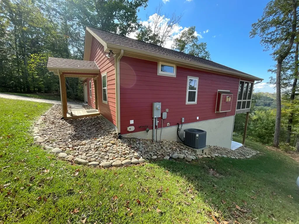 140 Rindler Ridge Byrdstown TN 38549