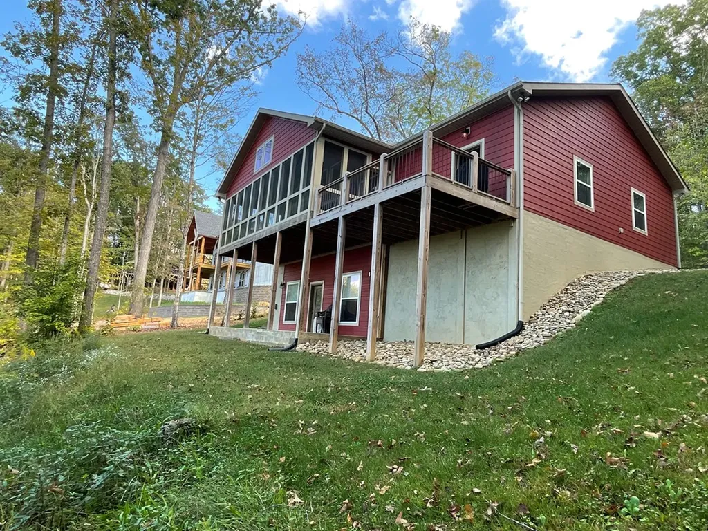 140 Rindler Ridge Byrdstown TN 38549