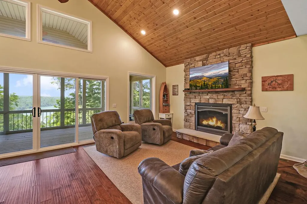 140 Rindler Ridge Byrdstown TN 38549