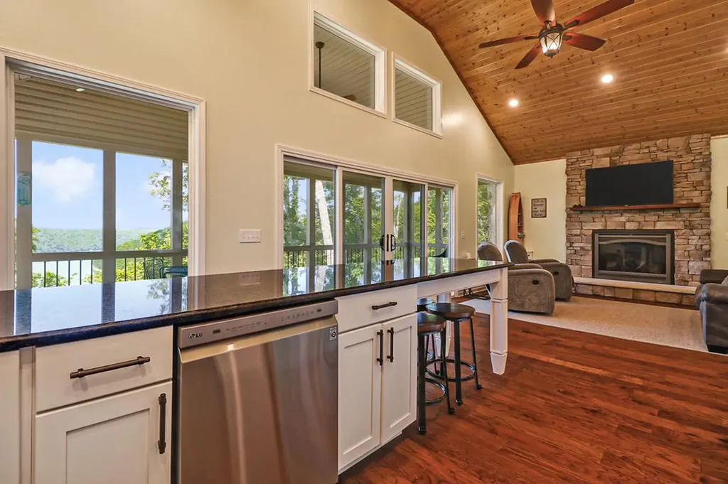 140 Rindler Ridge Byrdstown TN 38549