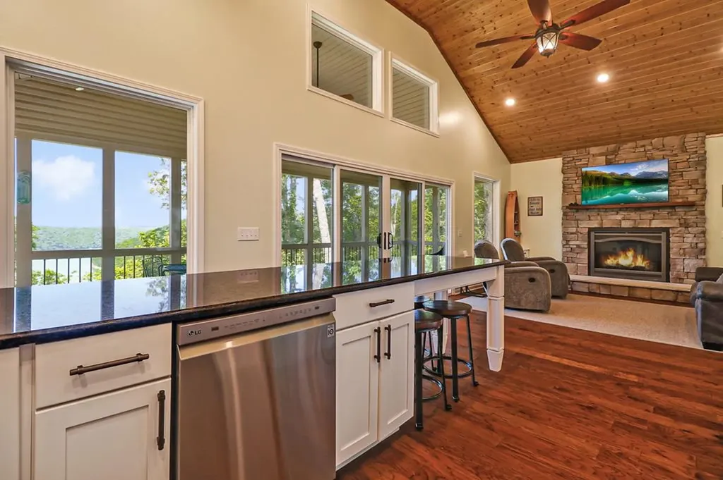 140 Rindler Ridge Byrdstown TN 38549