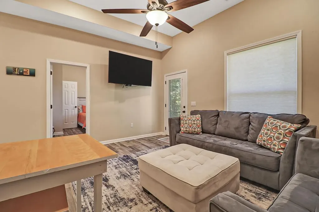 140 Rindler Ridge Byrdstown TN 38549