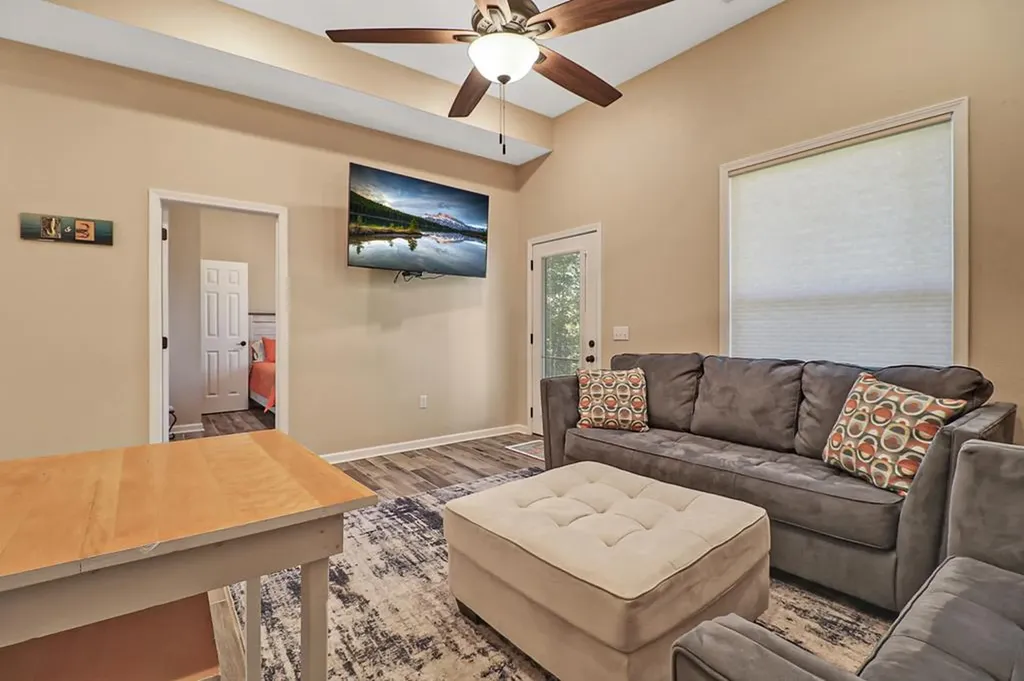 140 Rindler Ridge Byrdstown TN 38549