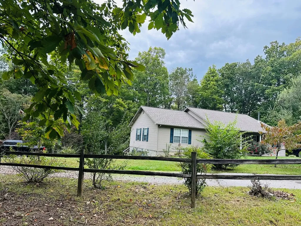 17685 Crossville Highway Monterey TN 38574