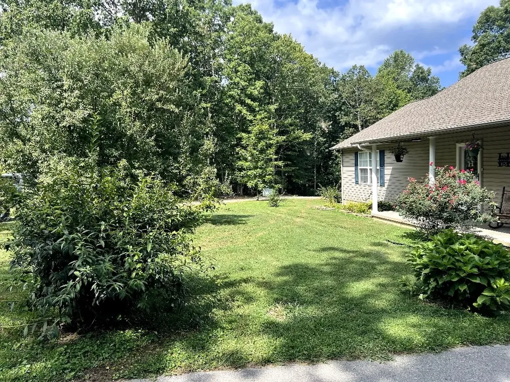 17685 Crossville Highway Monterey TN 38574