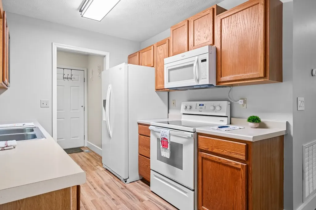 2412 Arrow Trail Monterey TN 38574