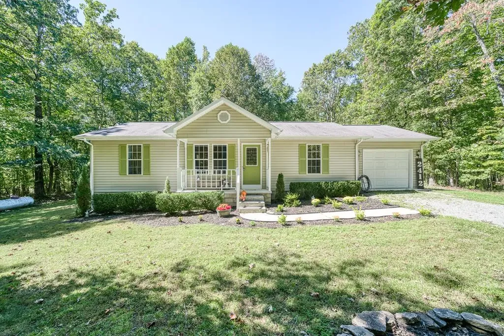 2412 Arrow Trail Monterey TN 38574