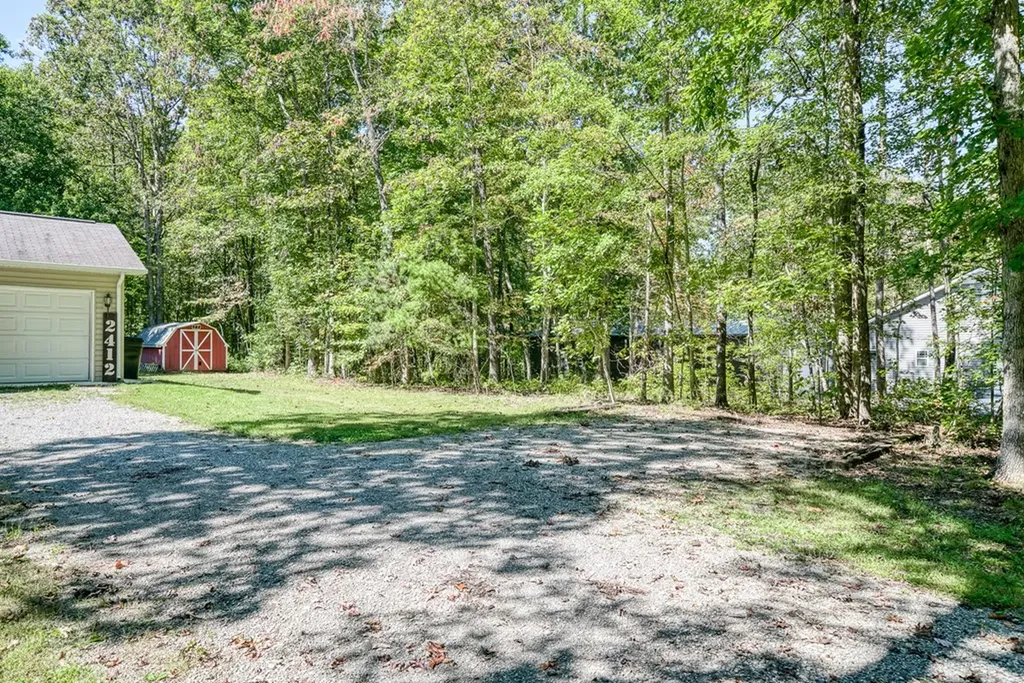 2412 Arrow Trail Monterey TN 38574