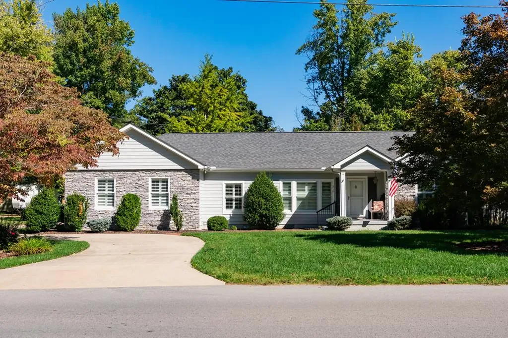 310 E 7th Street Cookeville TN 38501