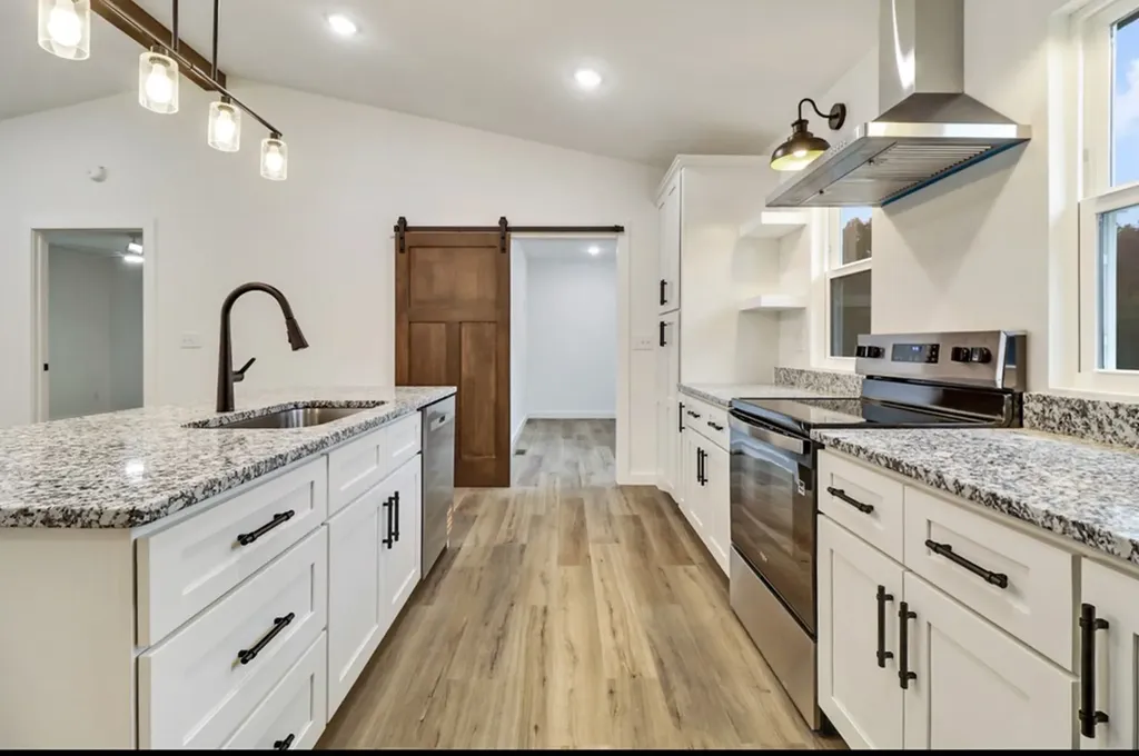 1255 Franklin Loop Clarkrange TN 38553